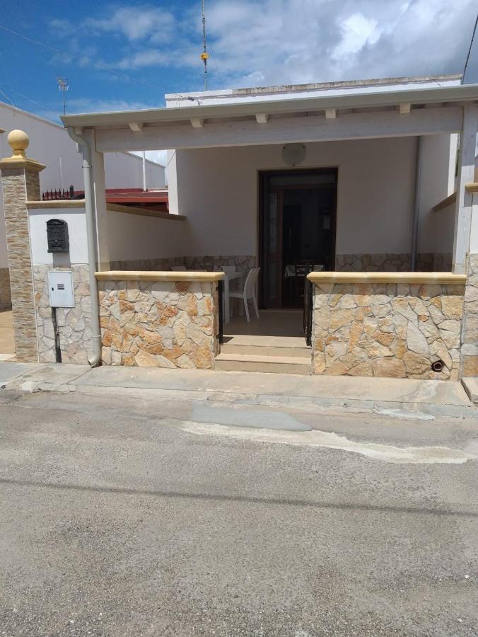 Malvarosa Apartments Porto Cesareo Eksteriør billede